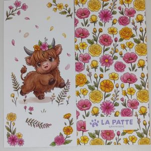 Marque-page vache Highland entourée de fleurs - La Patte Graphique